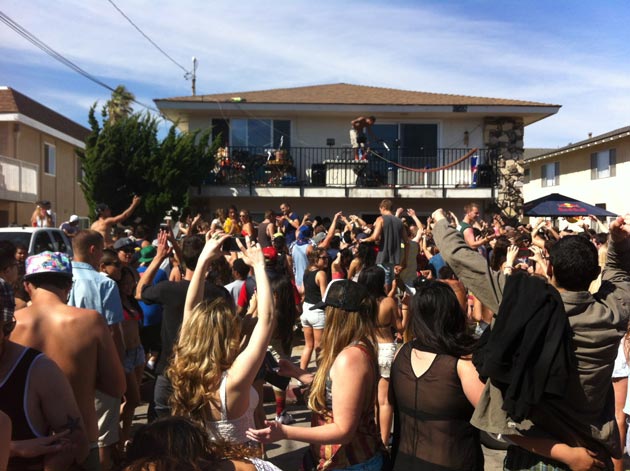 4 Injured in Balcony Collapse During Isla Vista’s ‘Deltopia’ Street ...